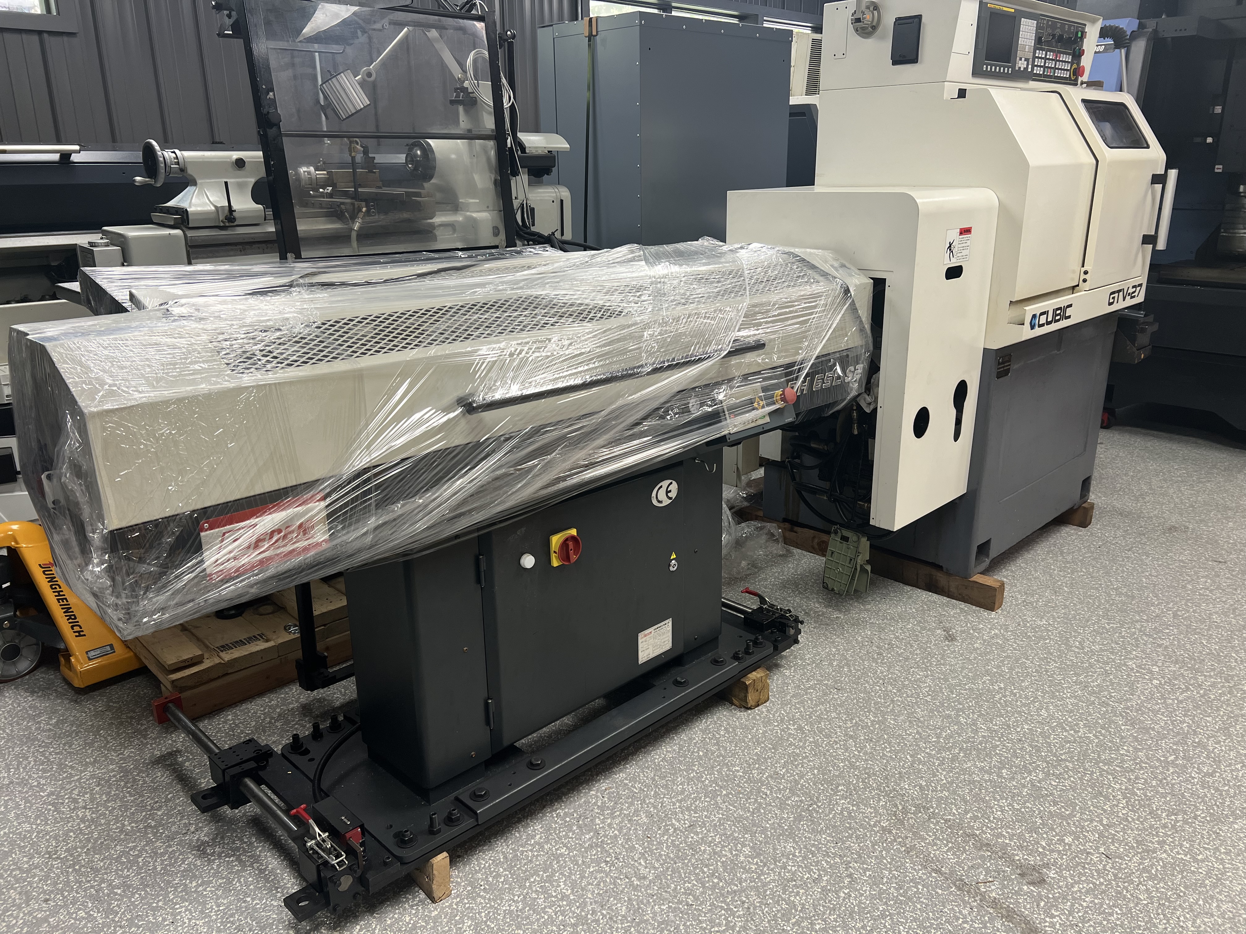 Cubic / GTV27: Image 1